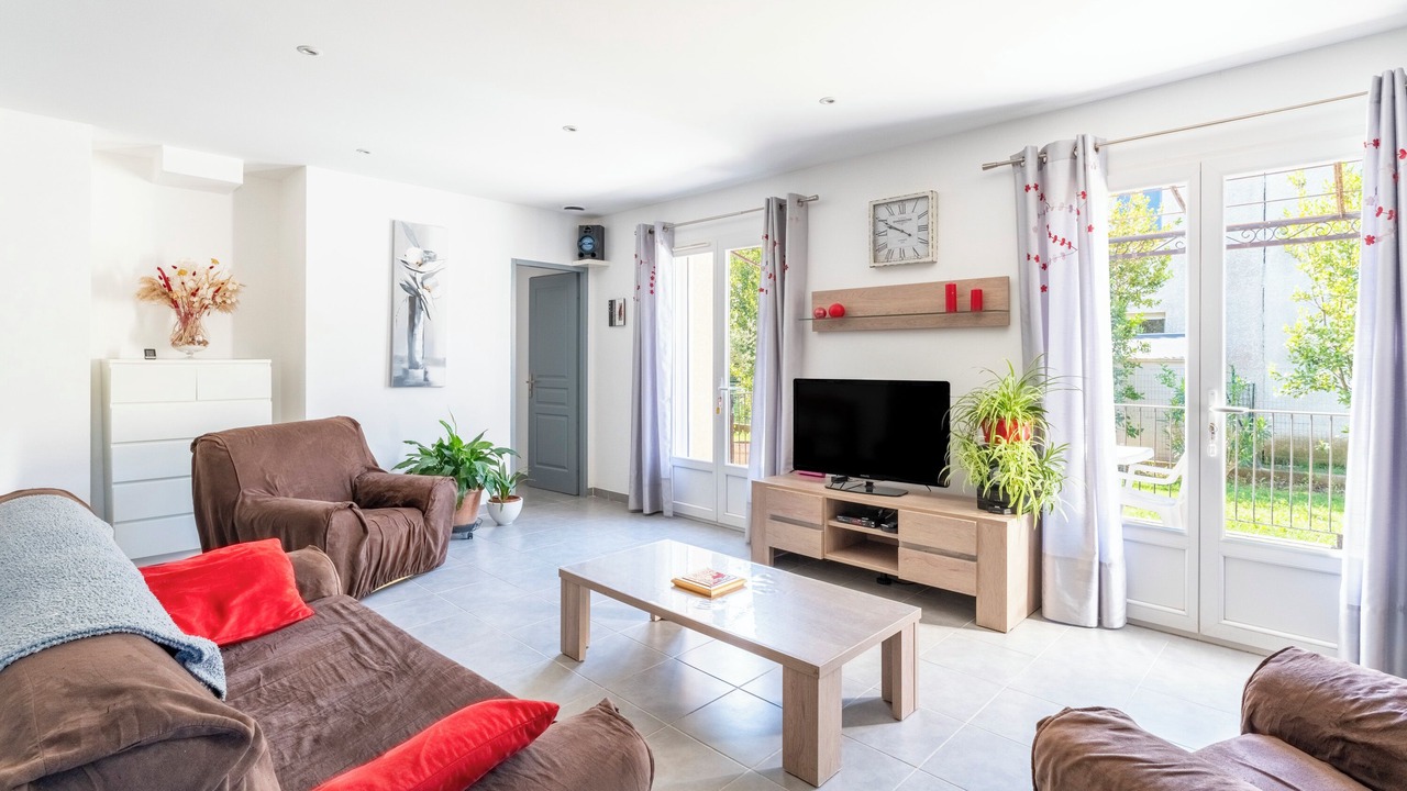 Photo of Livingroom in Sernhac
