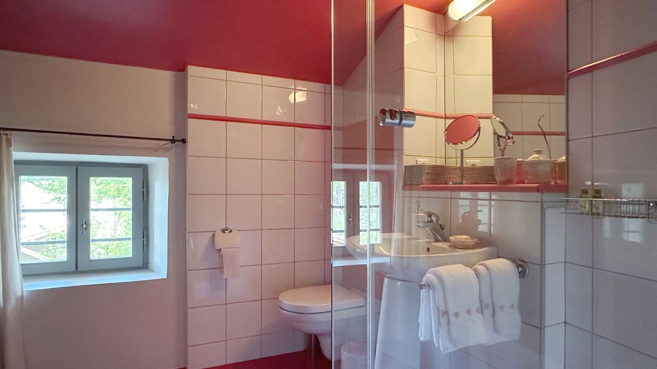 Photo of Bathroom in Vacqueyras