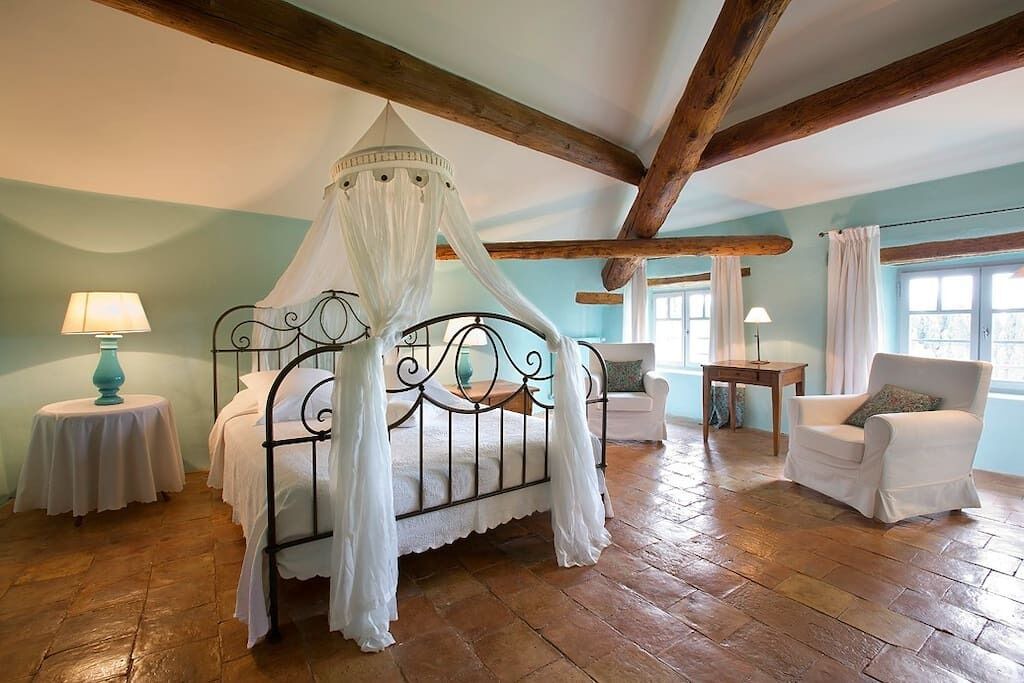 Photo of Bedroom in Vacqueyras