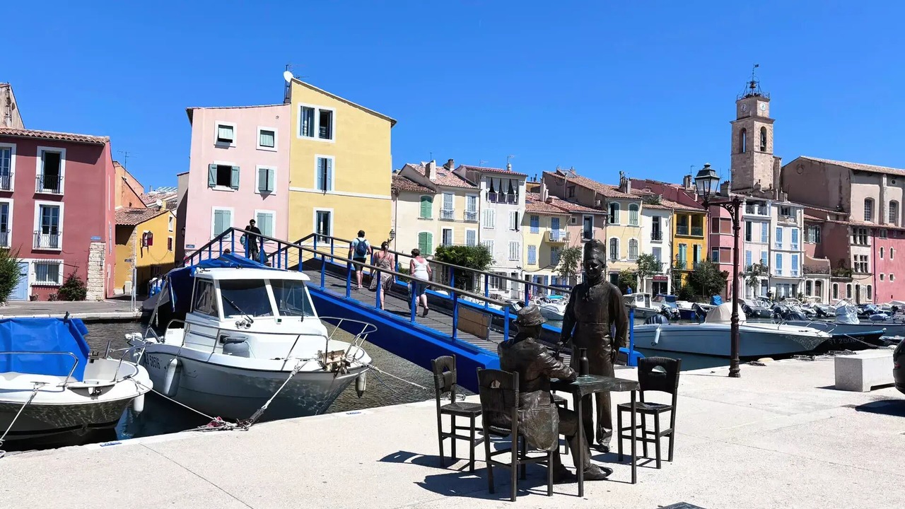 Photo of Outdoor in Saint-Mitre-les-Remparts