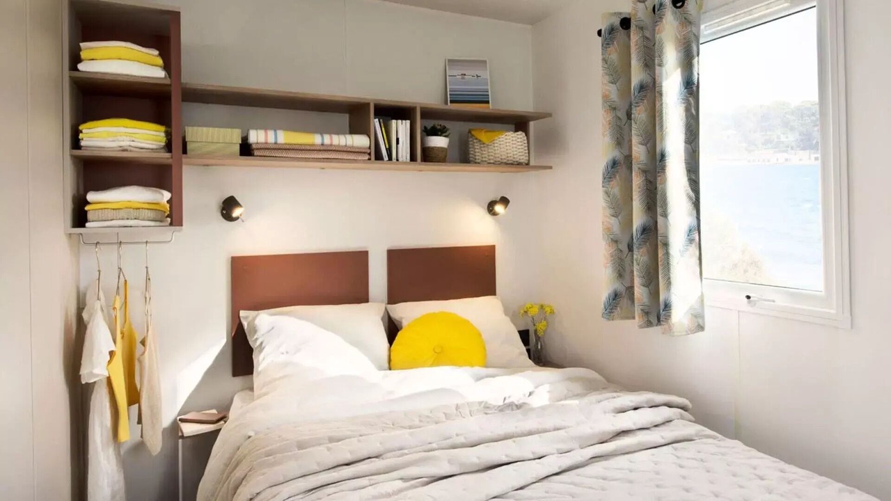 Photo of Bedroom in Saint-Mitre-les-Remparts