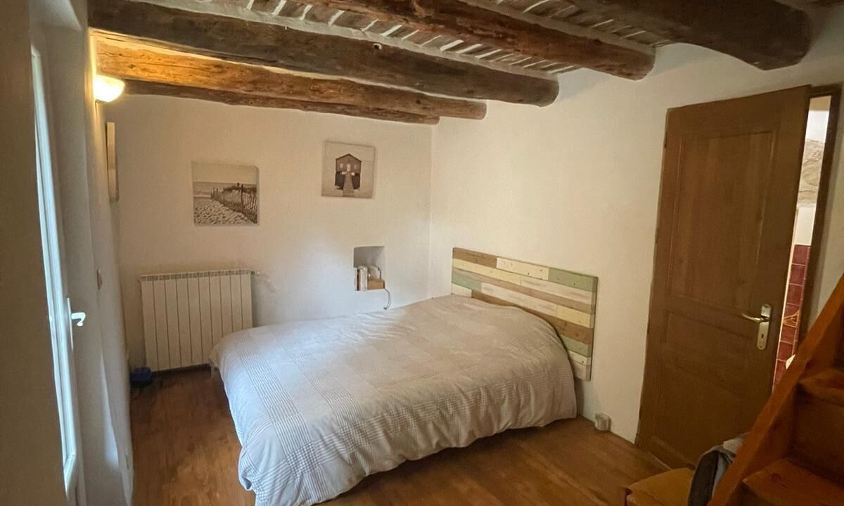 Photo of Bedroom in Trets