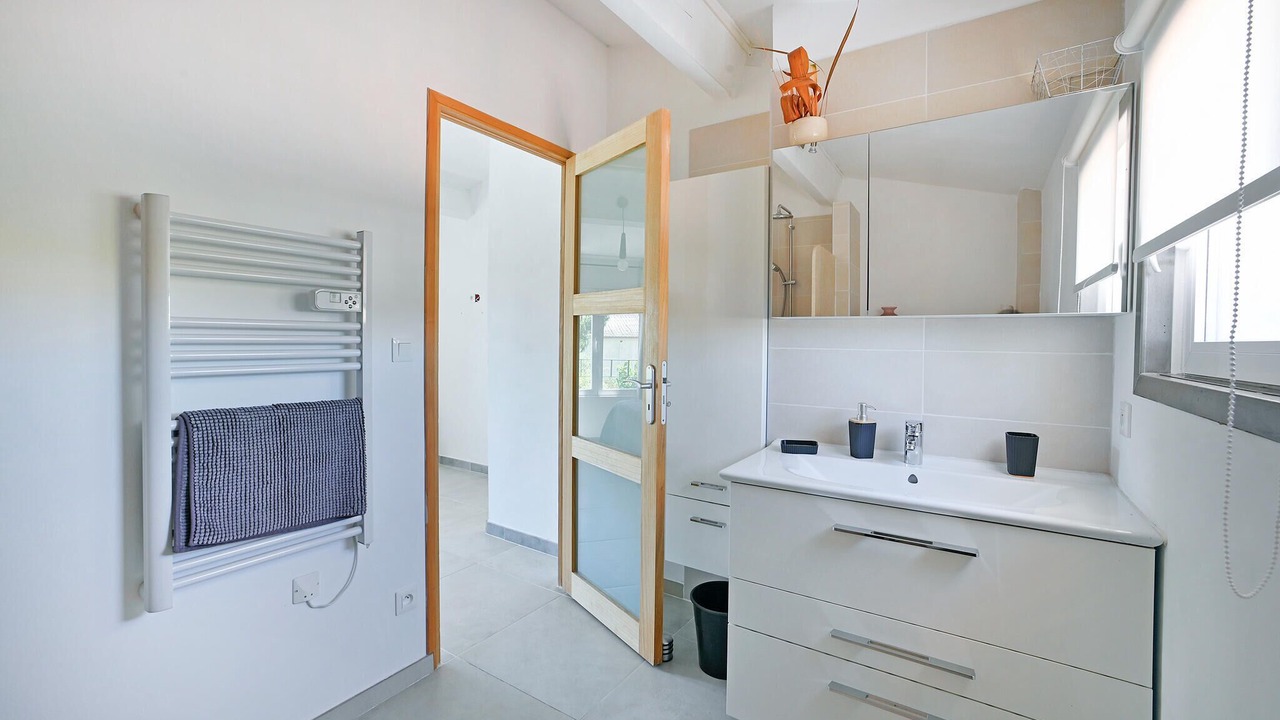 Photo of Bathroom in Remoulins