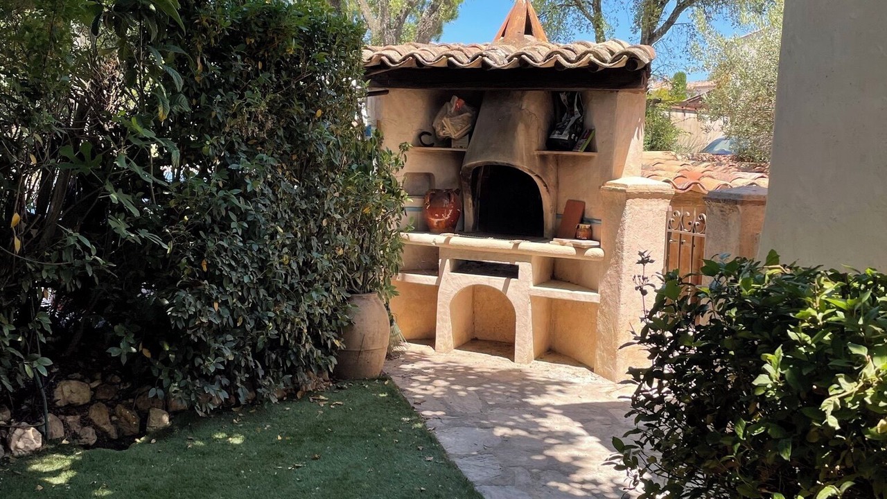 Photo of Outdoor in La Mole