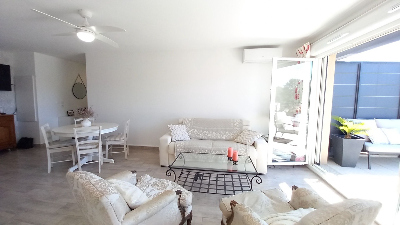 Photo of Livingroom in La Londe-les-Maures