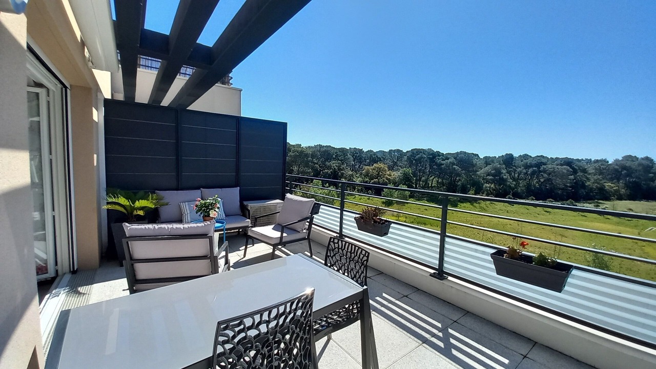 Photo of Patio Balcony in La Londe-les-Maures