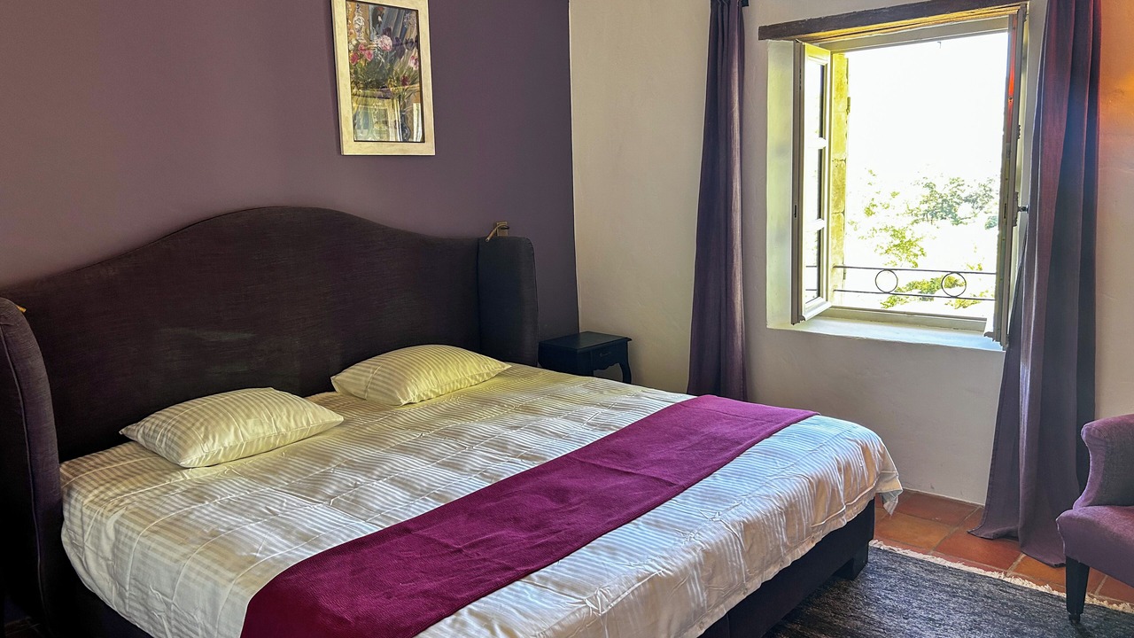 Photo of Bedroom in Menerbes