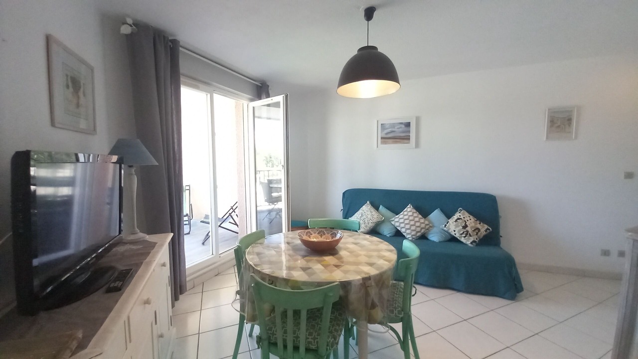 Photo of Livingroom in Miramar