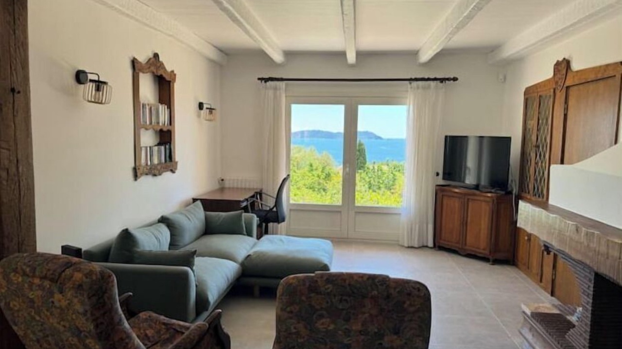 Photo of Livingroom in Carqueiranne