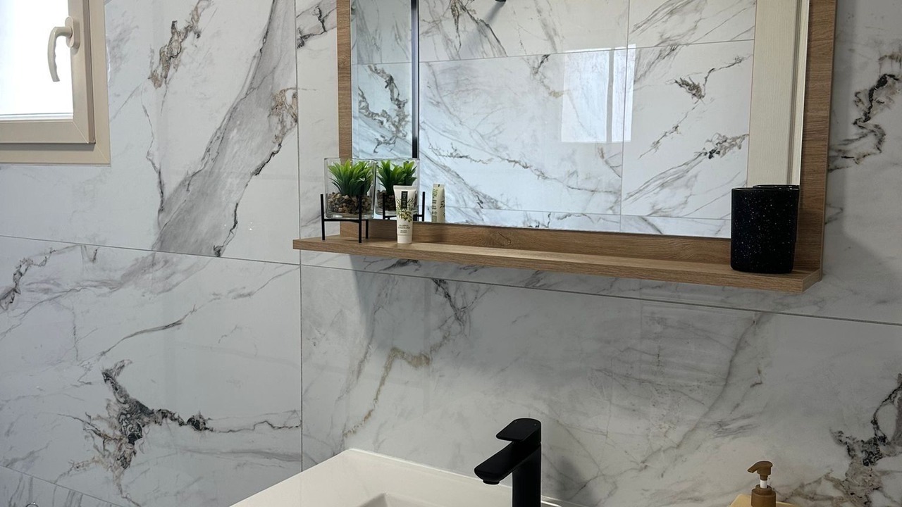 Photo of Bathroom in Miramas