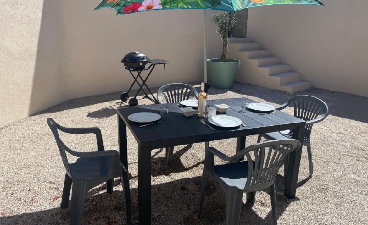Photo of Outdoor in Miramas
