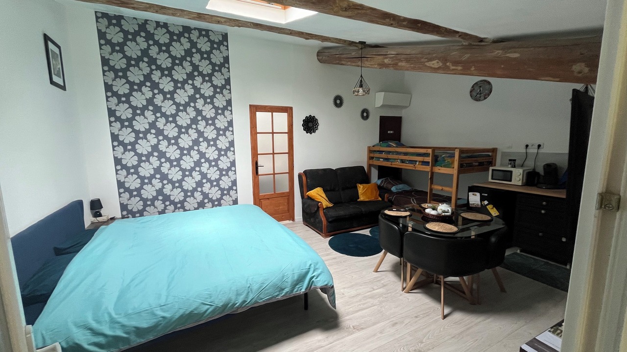 Photo of Bedroom in Pierrevert