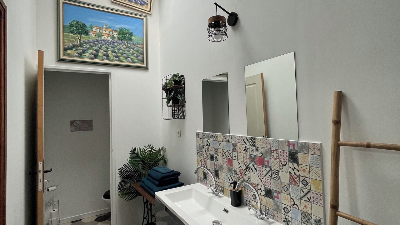 Photo of Bathroom in Pierrevert