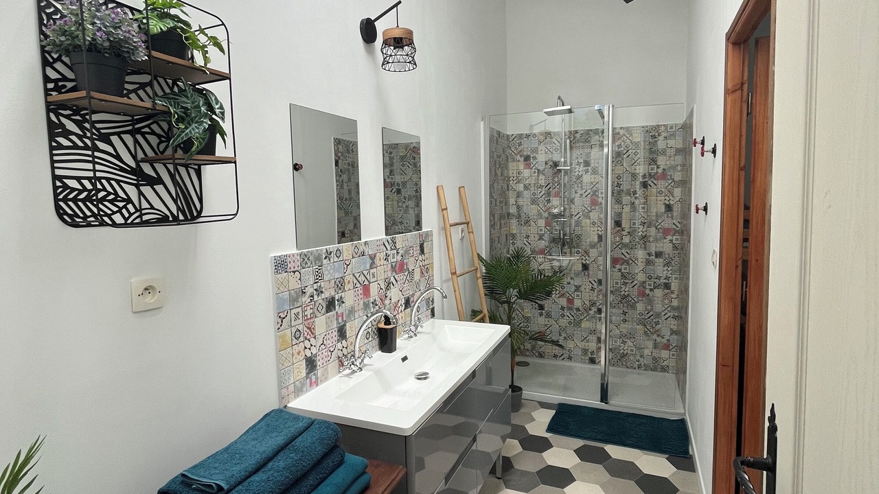 Photo of Bathroom in Pierrevert