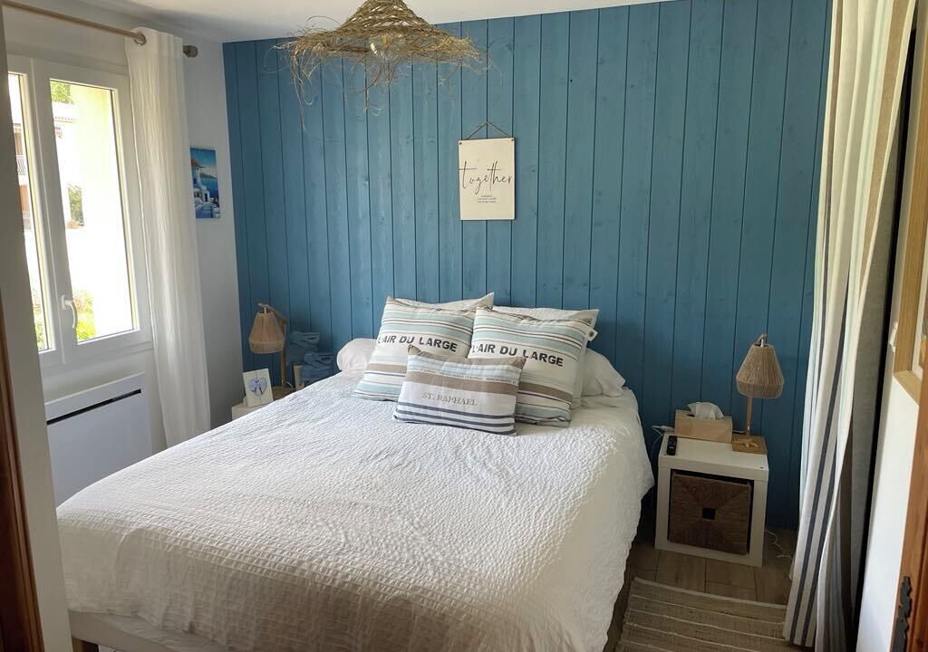 Photo of Bedroom in Manosque