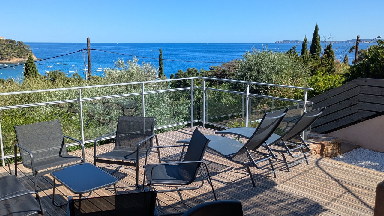 Photo of Patio Balcony in Rayol-Canadel-sur-Mer