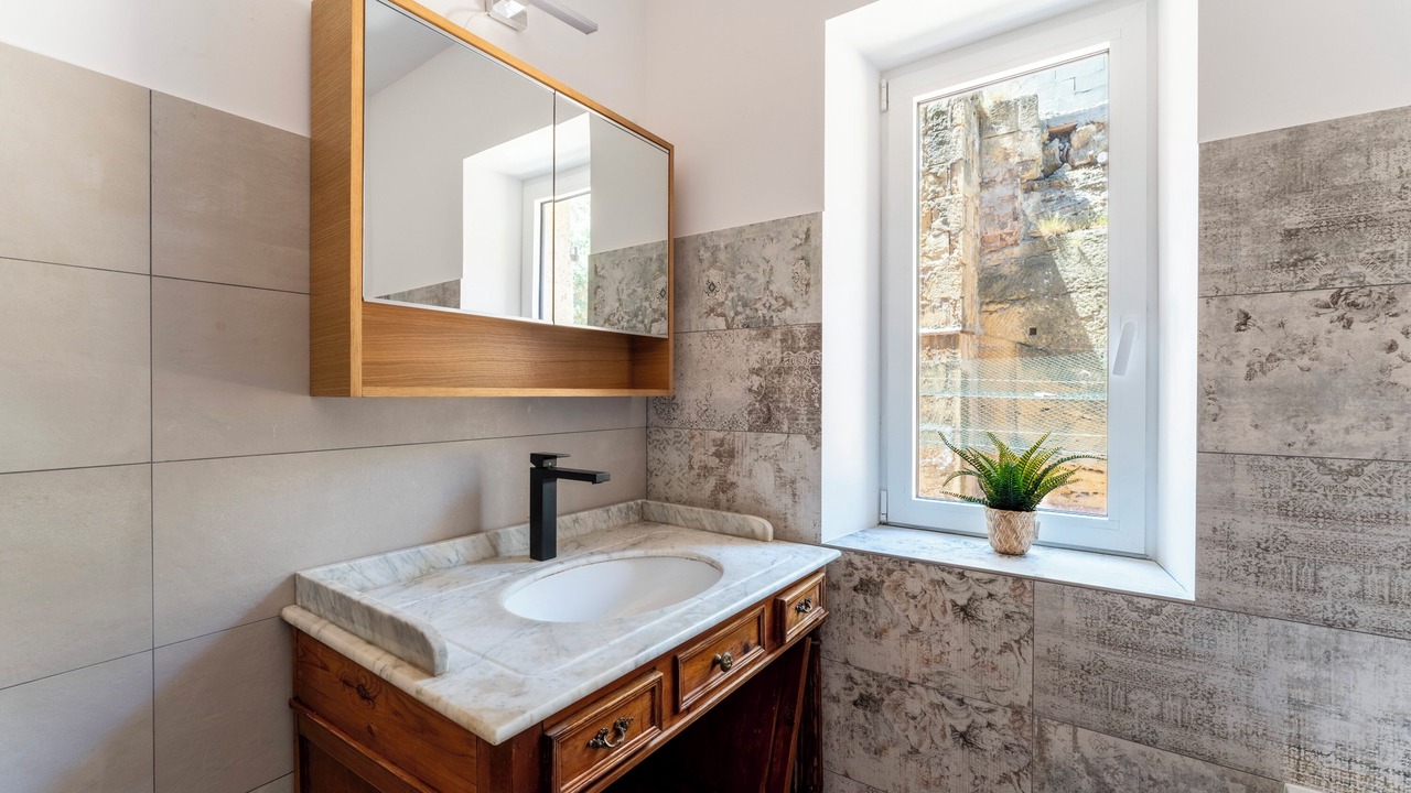 Photo of Bathroom in Miramas