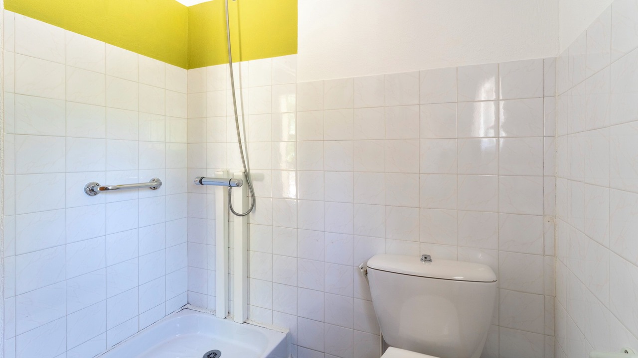 Photo of Bathroom in Malaucene