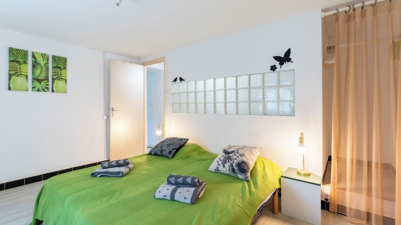 Photo of Bedroom in Malaucene