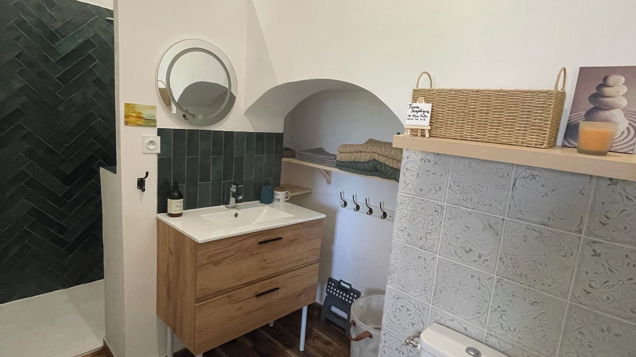 Photo of Bathroom in Miramas