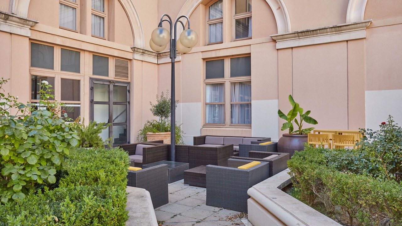Photo of Patio Balcony in Couronne Urbaine