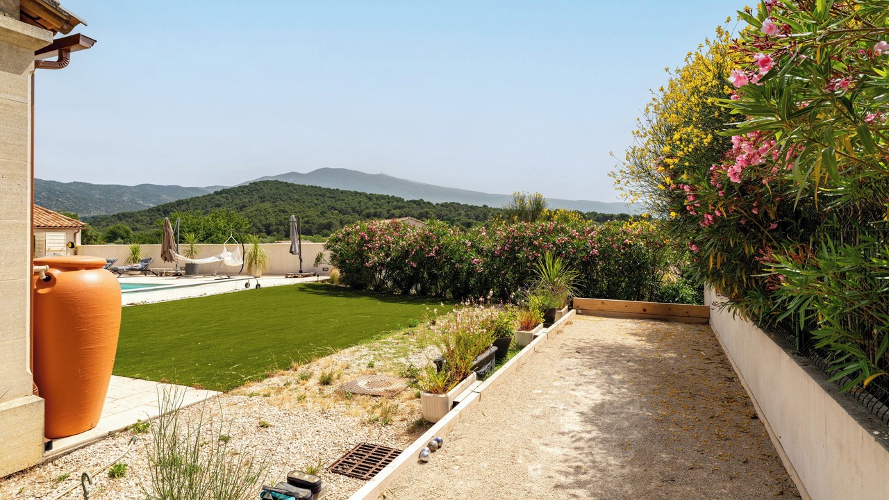 Photo of Outdoor in Crillon-le-Brave