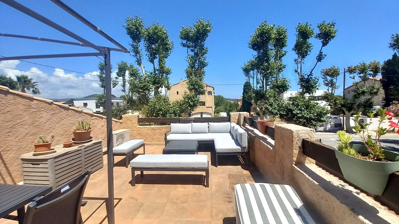 Photo of Patio Balcony in Miramar