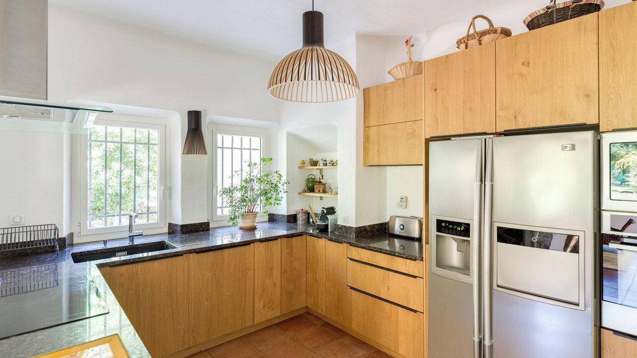 Photo of Kitchen in Saint-Zacharie