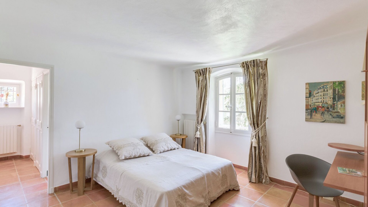 Photo of Bedroom in Saint-Zacharie