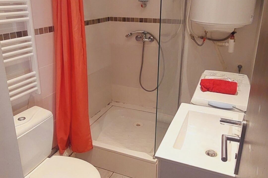 Photo of Bathroom in Thiers