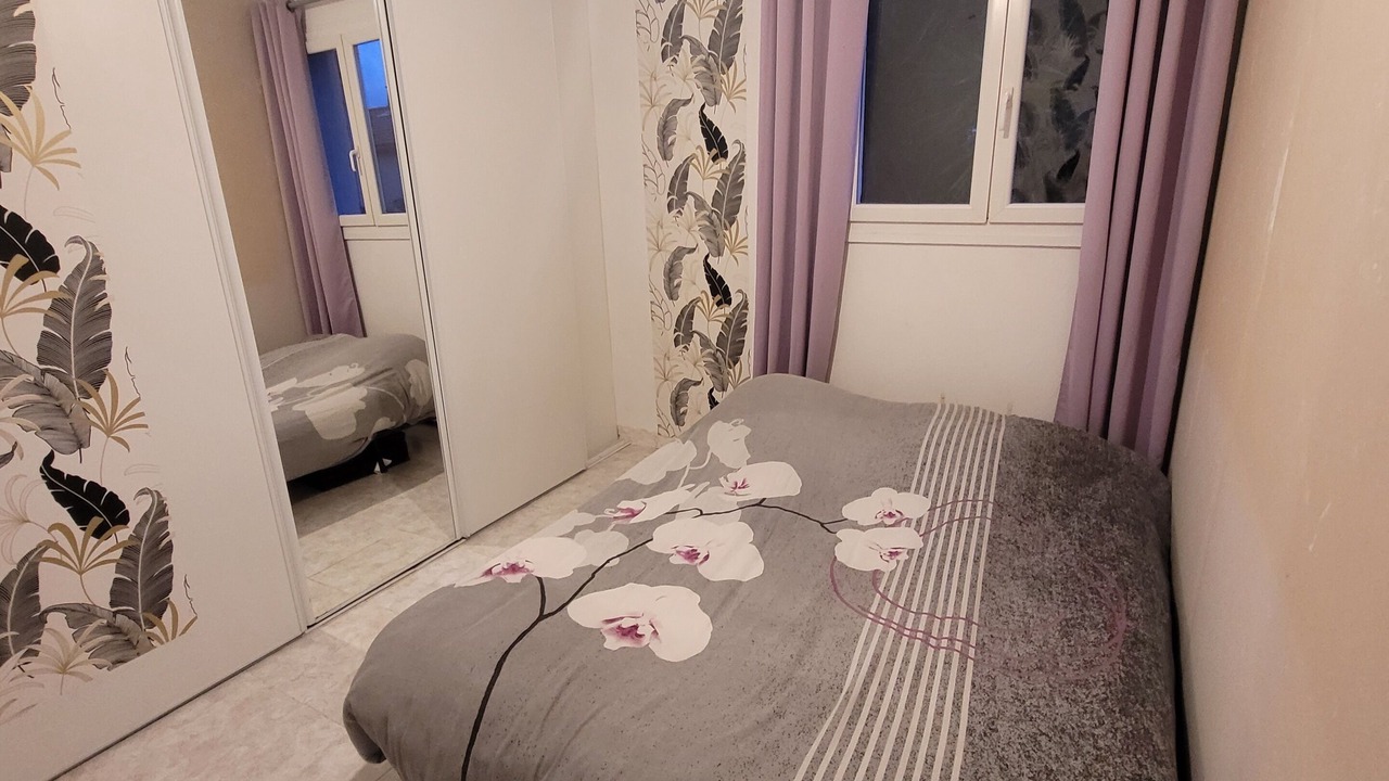 Photo of Bedroom in Cuers