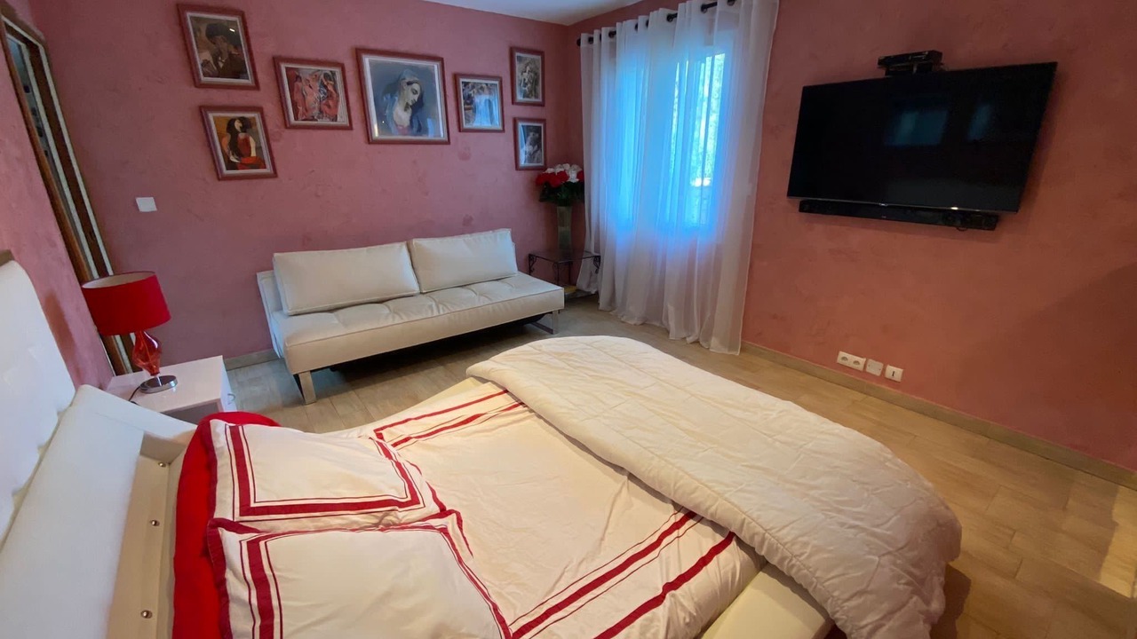 Photo of Bedroom in Trans-en-Provence