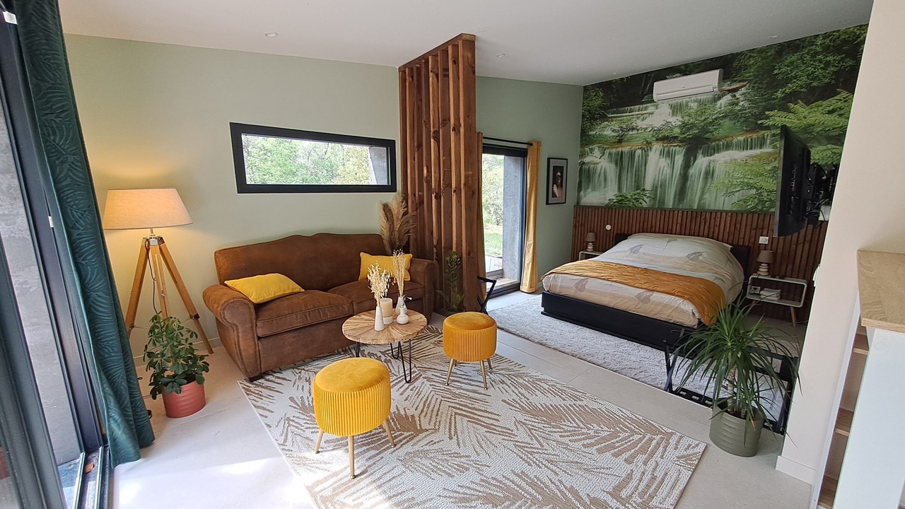 Photo of Bedroom in Venelles
