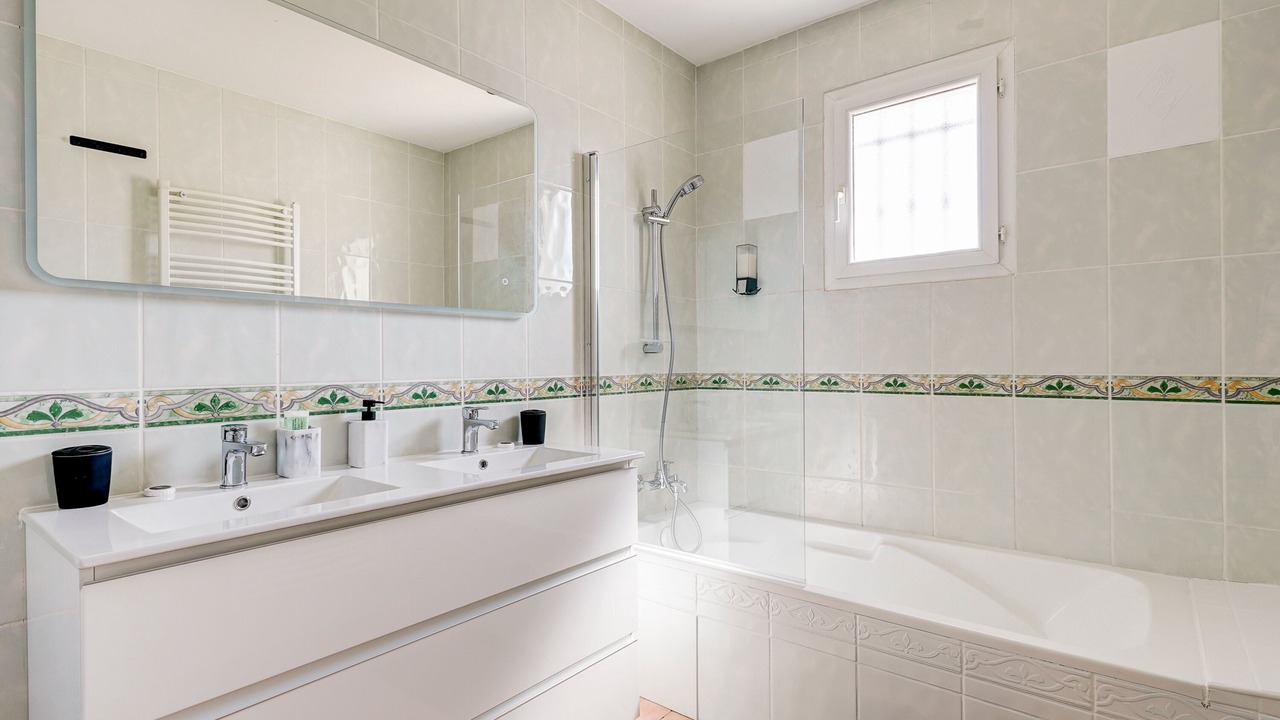 Photo of Bathroom in Aix-en-Provence