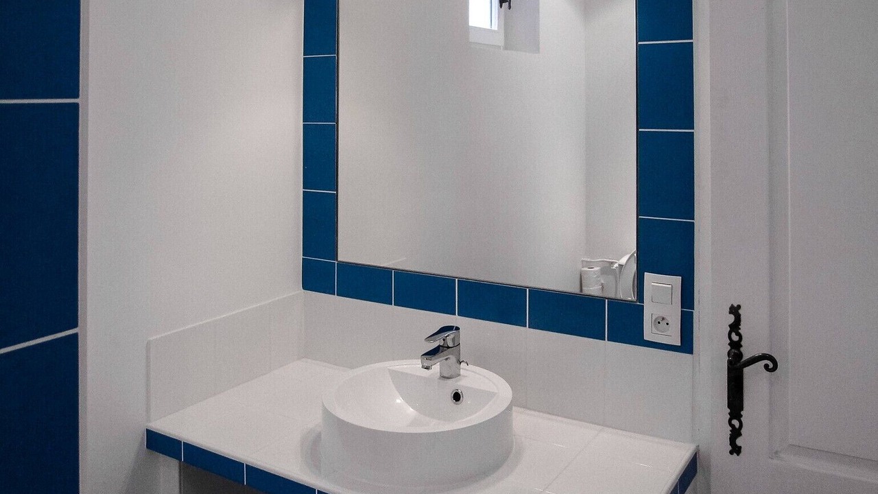 Photo of Bathroom in Colonzelle