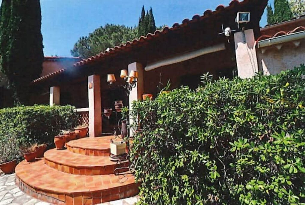 Photo of Outdoor in Le Mitan