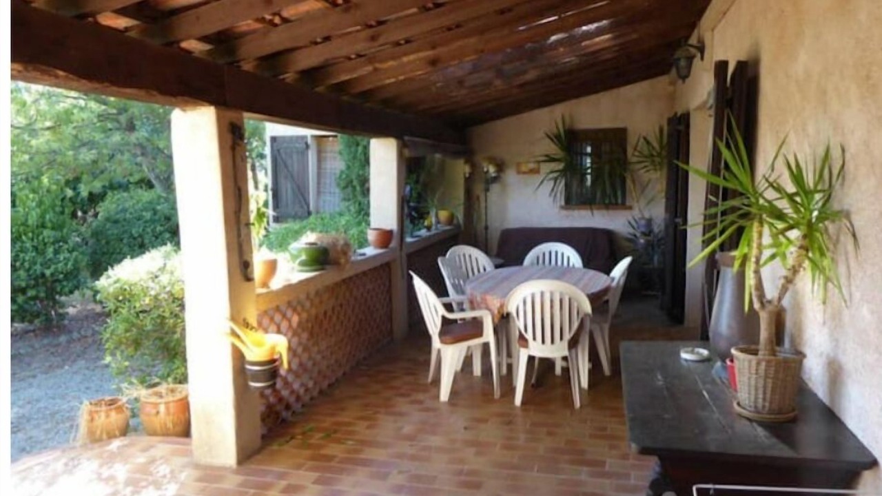 Photo of Outdoor in Le Mitan