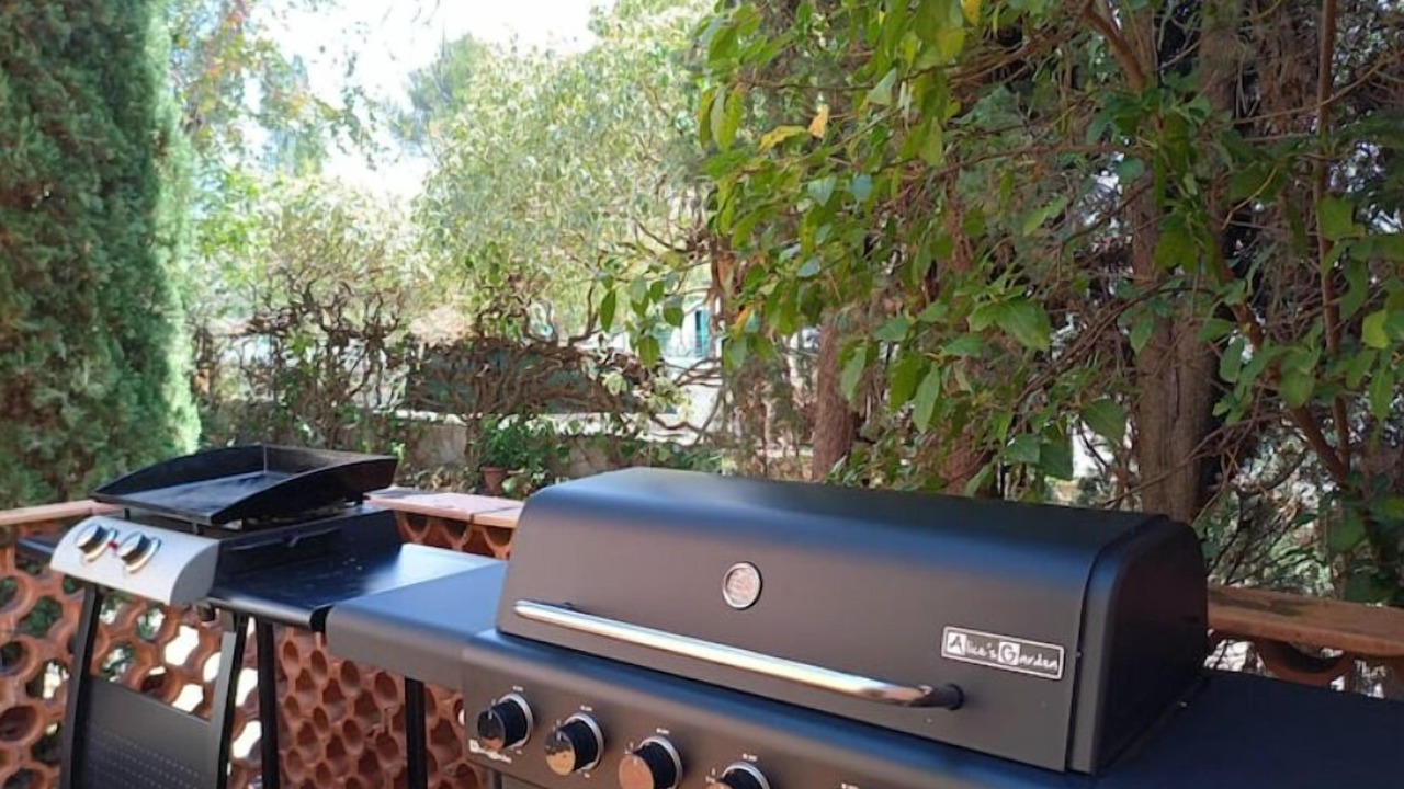 Photo of Outdoor in Le Mitan
