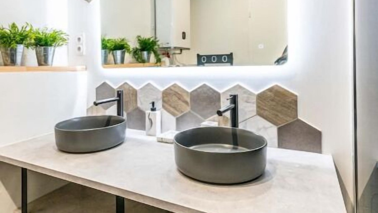 Photo of Bathroom in Quartier du Panier