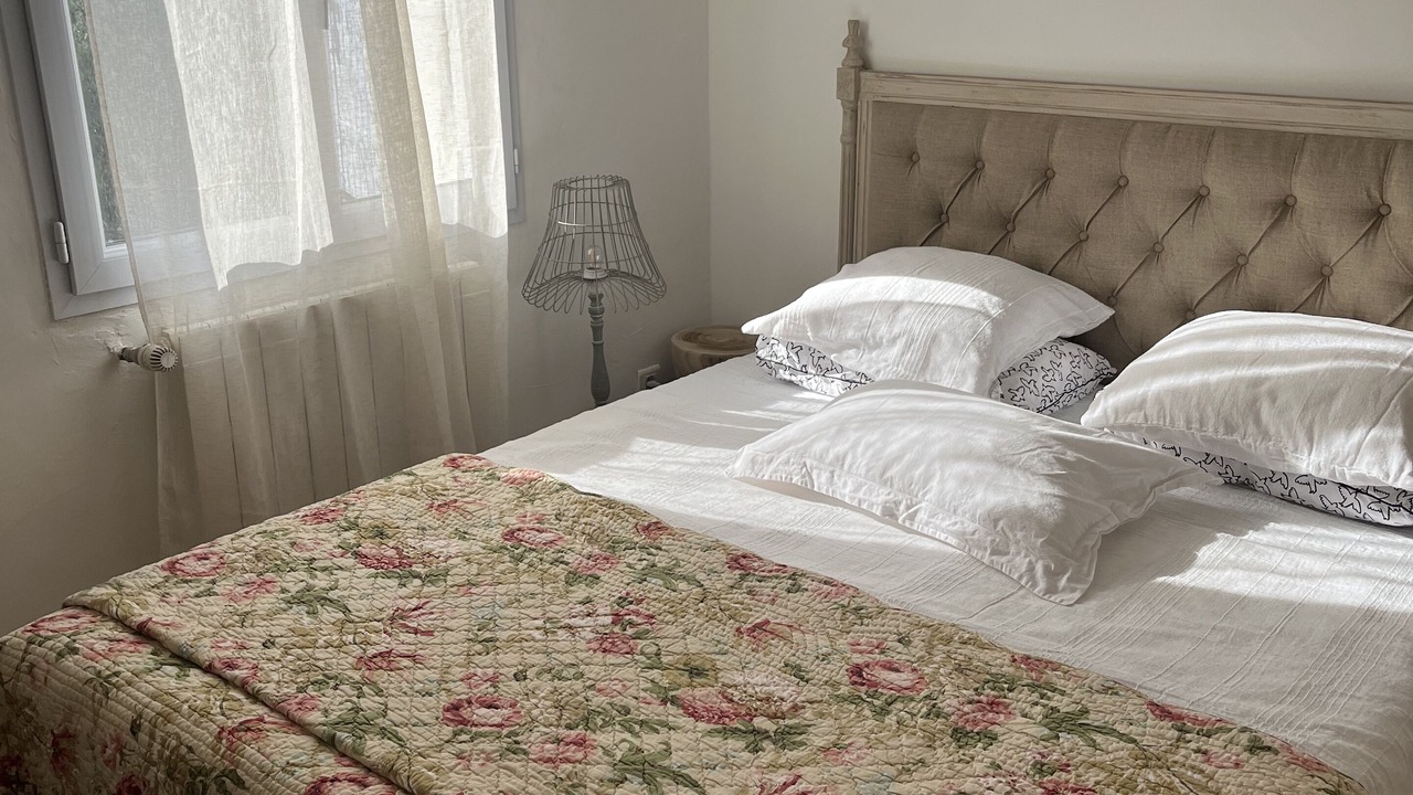 Photo of Bedroom in Lagnes