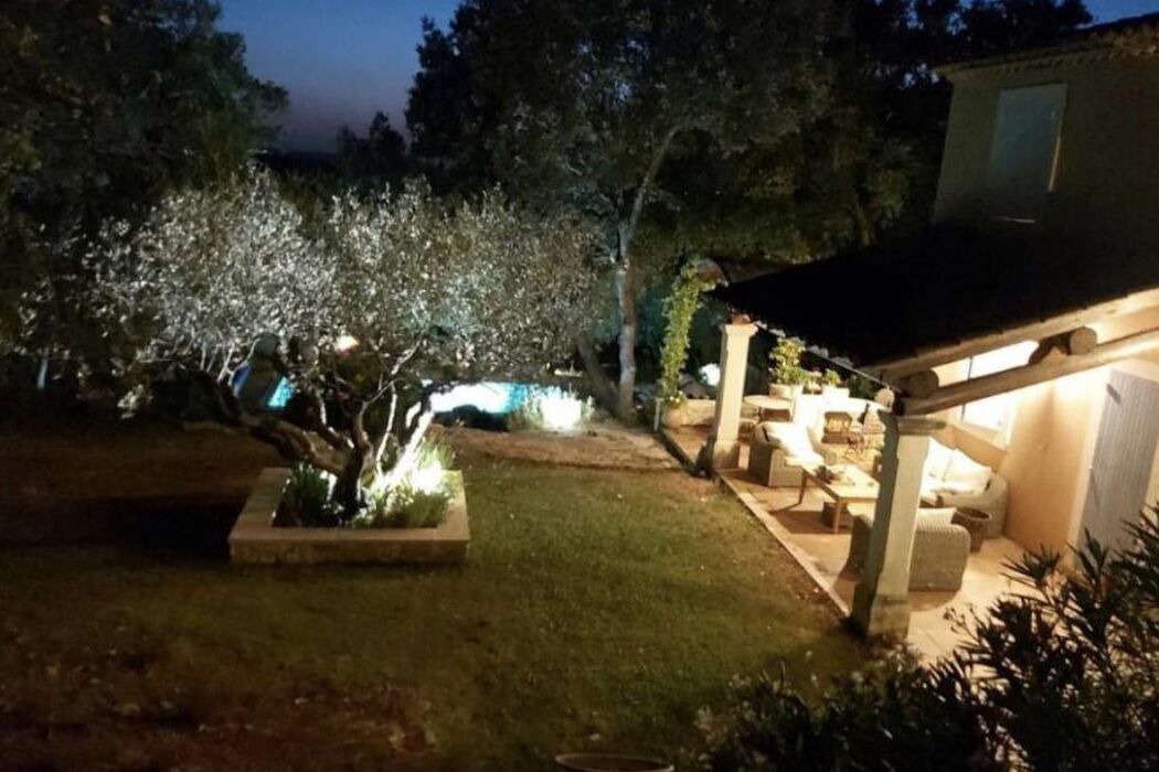 Photo of Outdoor in Lagnes