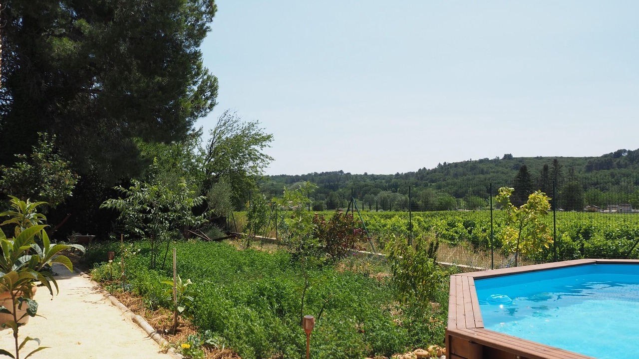 Photo of Outdoor in Domazan
