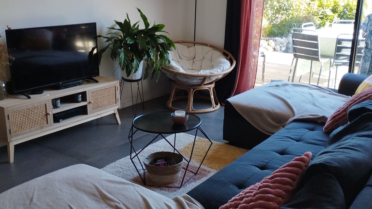 Photo of Livingroom in Cadolive