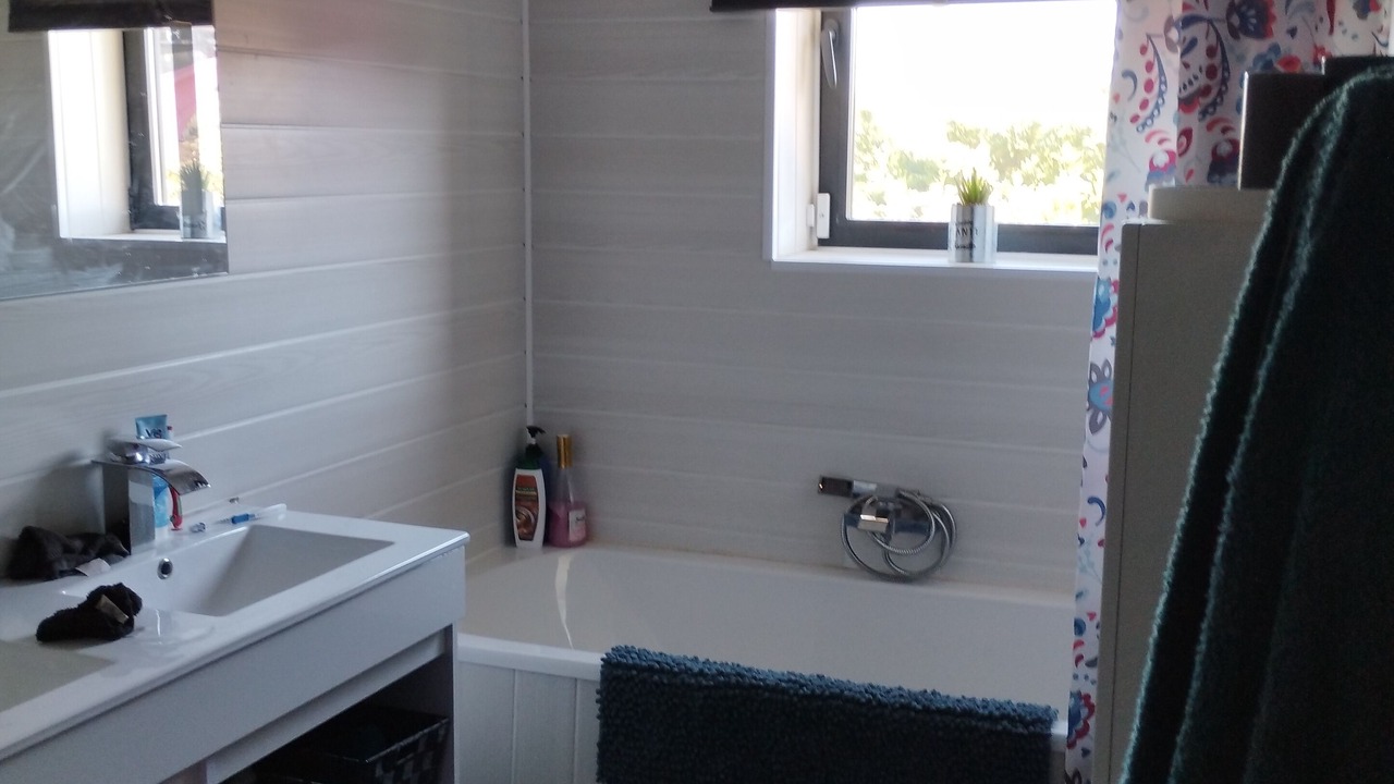 Photo of Bathroom in Cadolive