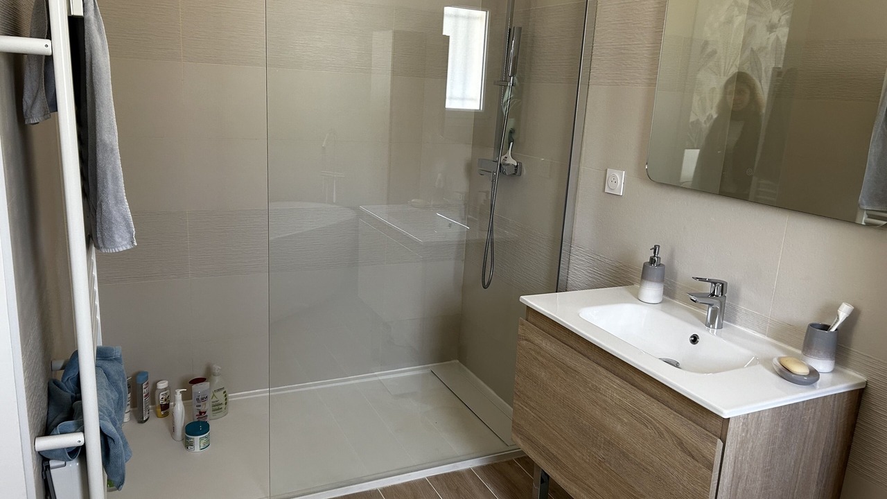 Photo of Bathroom in Vers-Pont-du-Gard