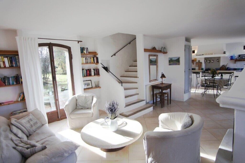 Photo of Livingroom in Saignon