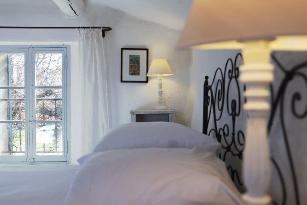 Photo of Bedroom in Saignon