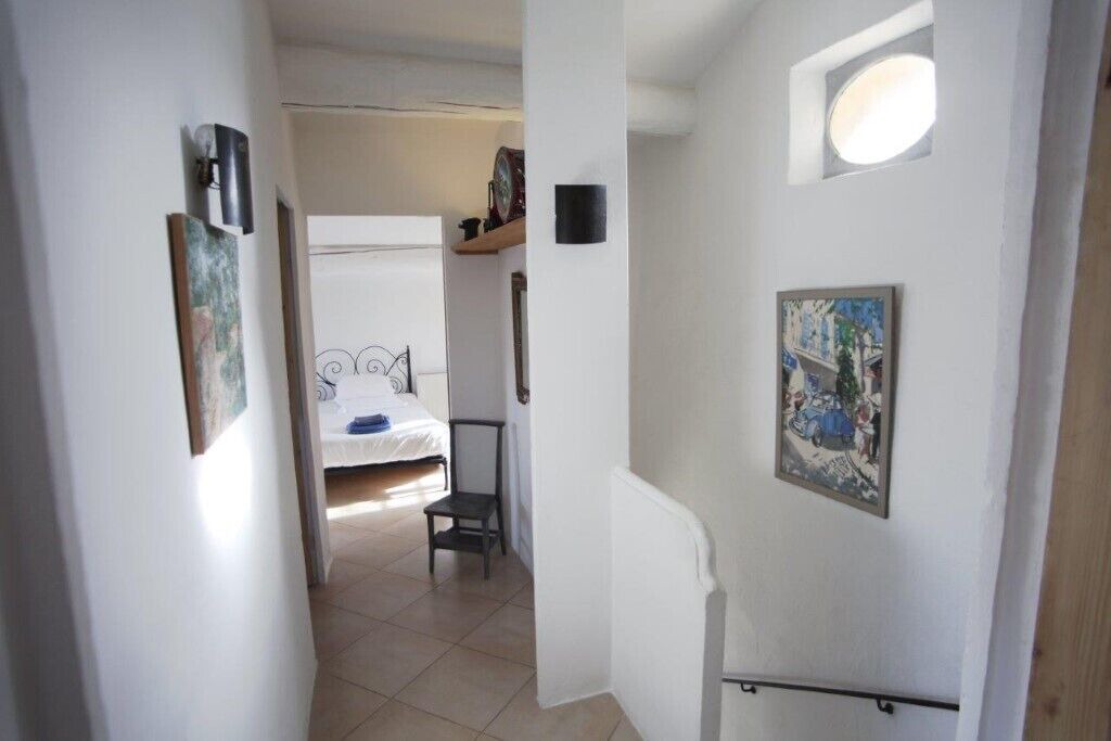 Photo of Bedroom in Saignon
