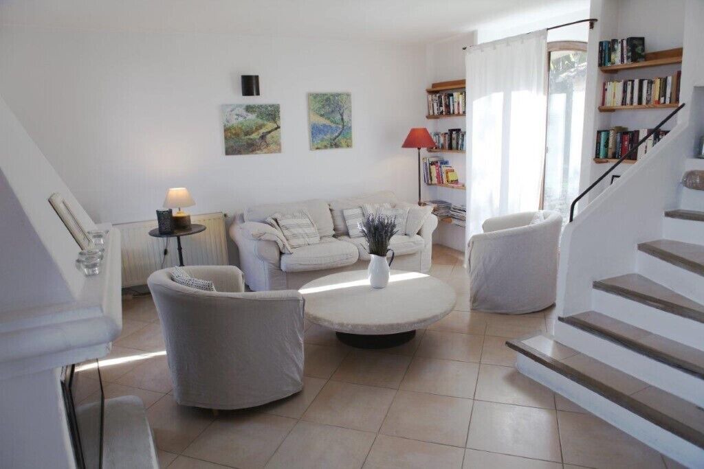 Photo of Livingroom in Saignon