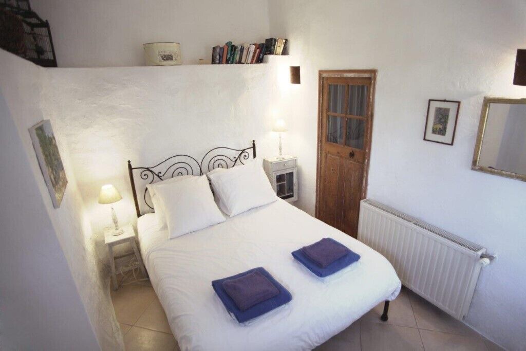 Photo of Bedroom in Saignon